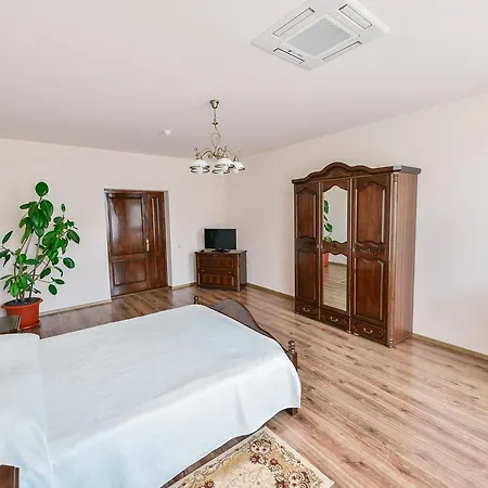 Hotel Le Petit Paris 3*