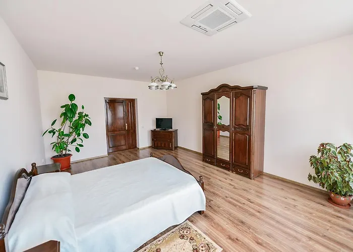 Hotel Le Petit Paris 3*